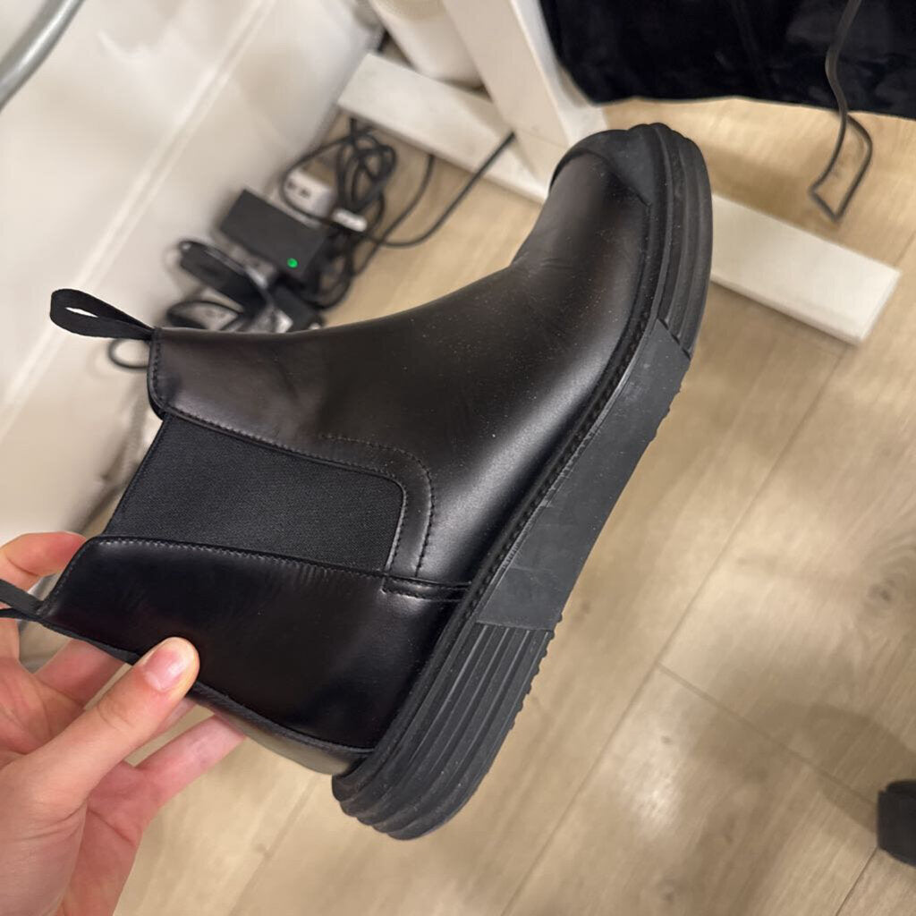 Black Leather Boots