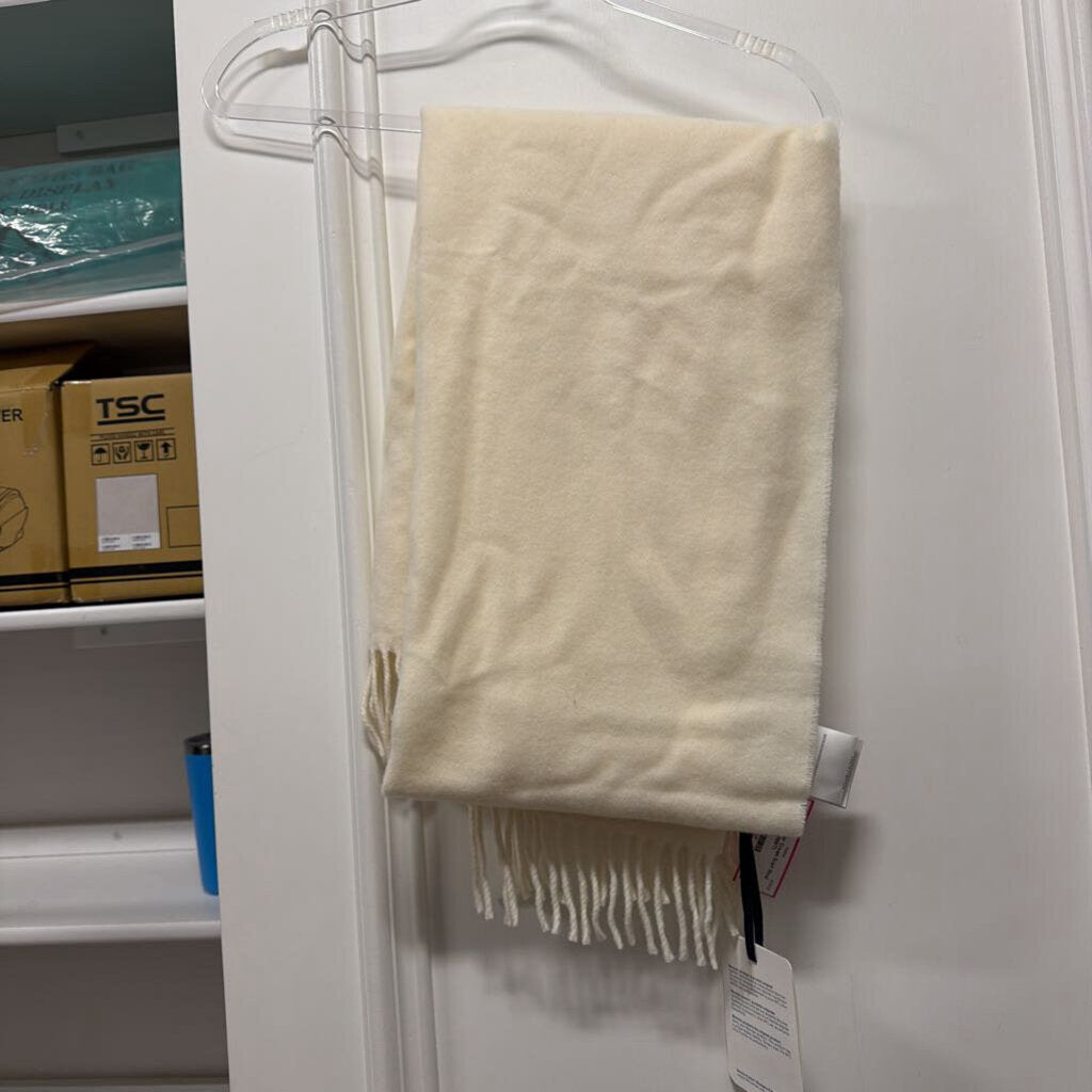 Cream Scarf Wool Scarf (NWT)