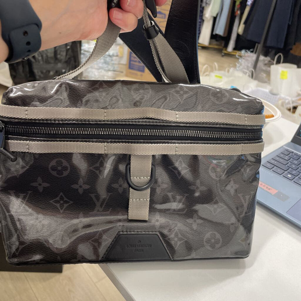 Monogram Eclipse Glaze Canvas Bag