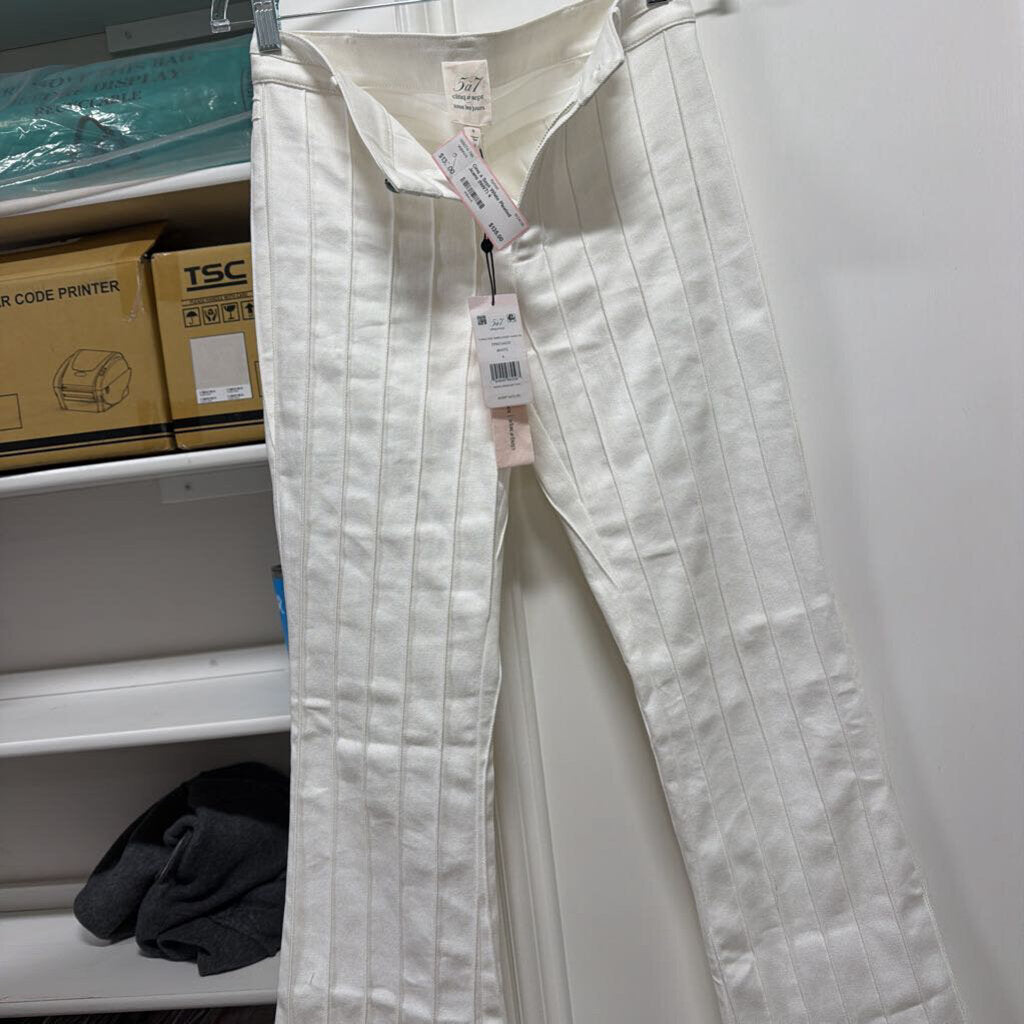 White Pleated Jeans (NWT)
