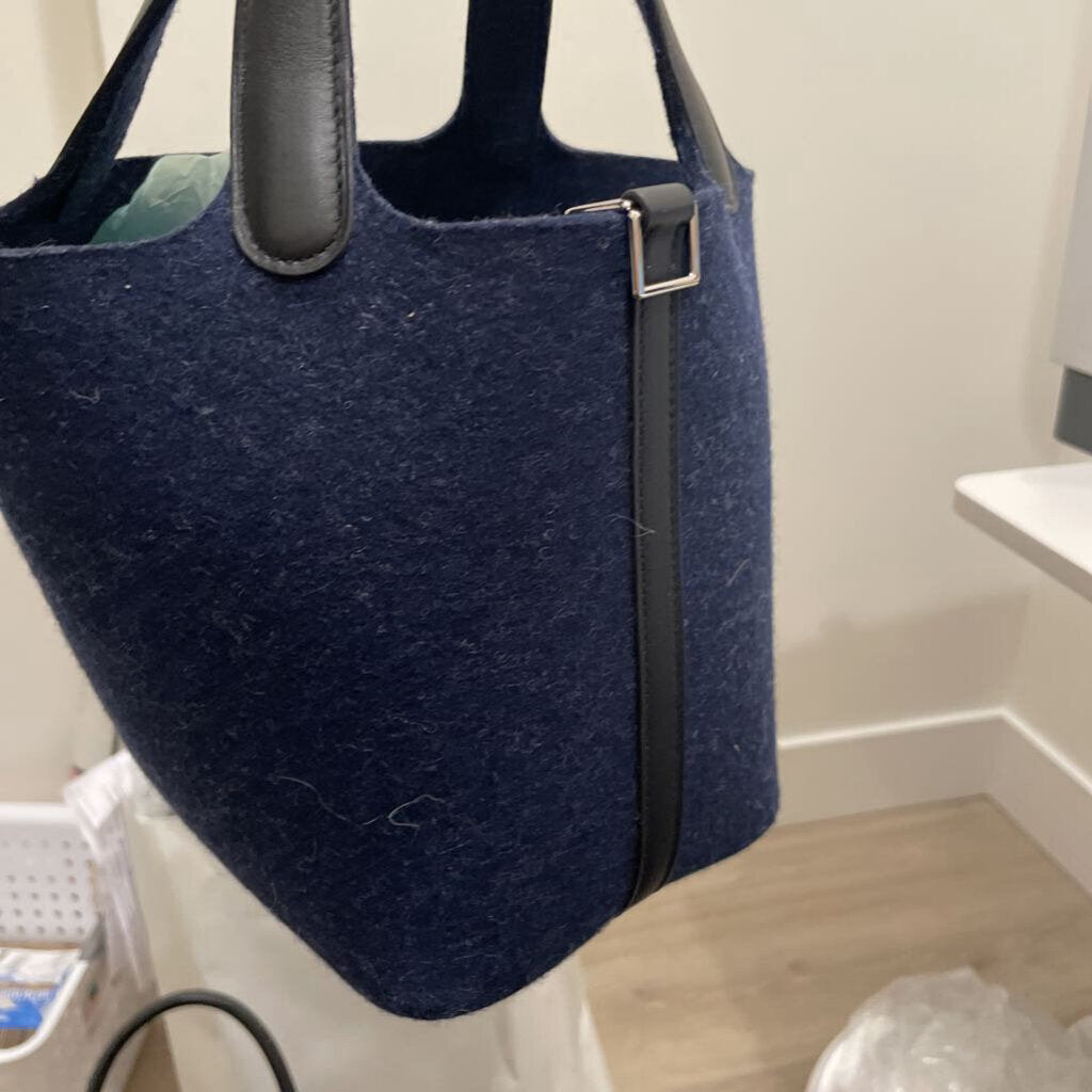 Navy Felt/Black Leather Picotin Lock 18 Bag