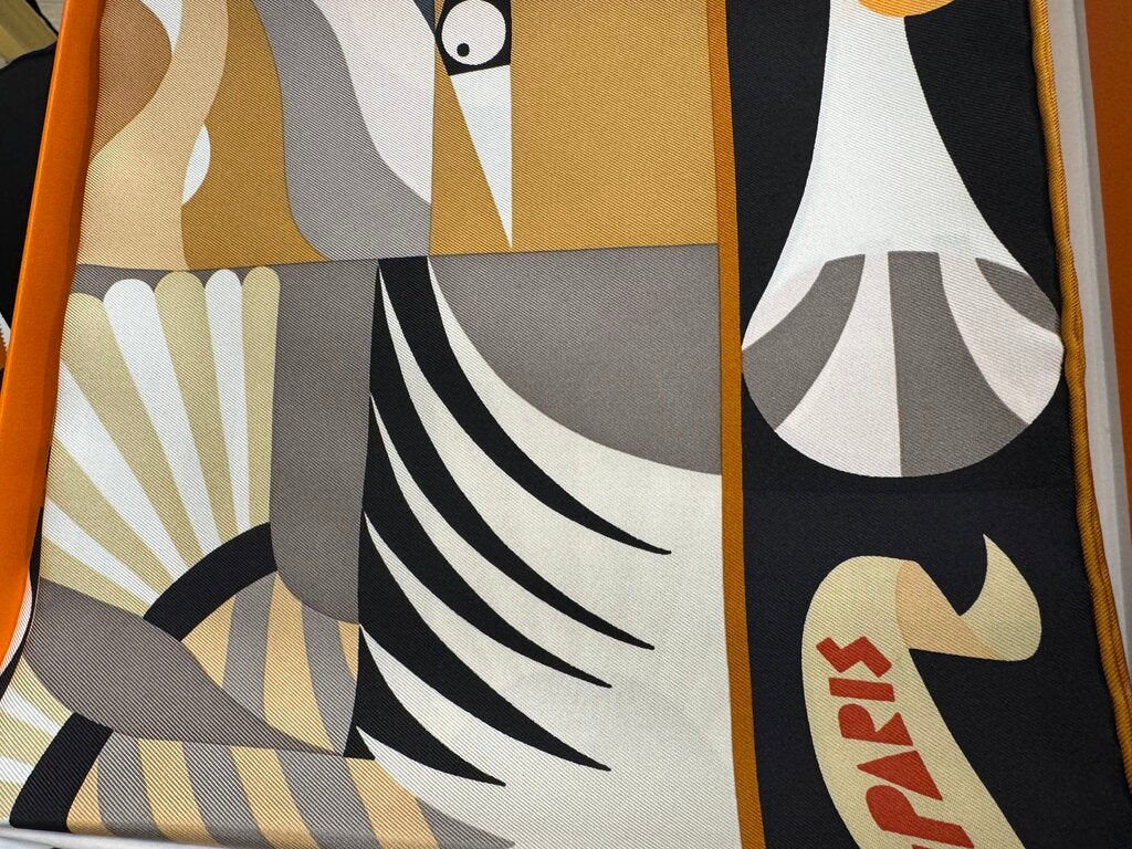 Grey "Parade en Fanfare" Silk Scarf, 90