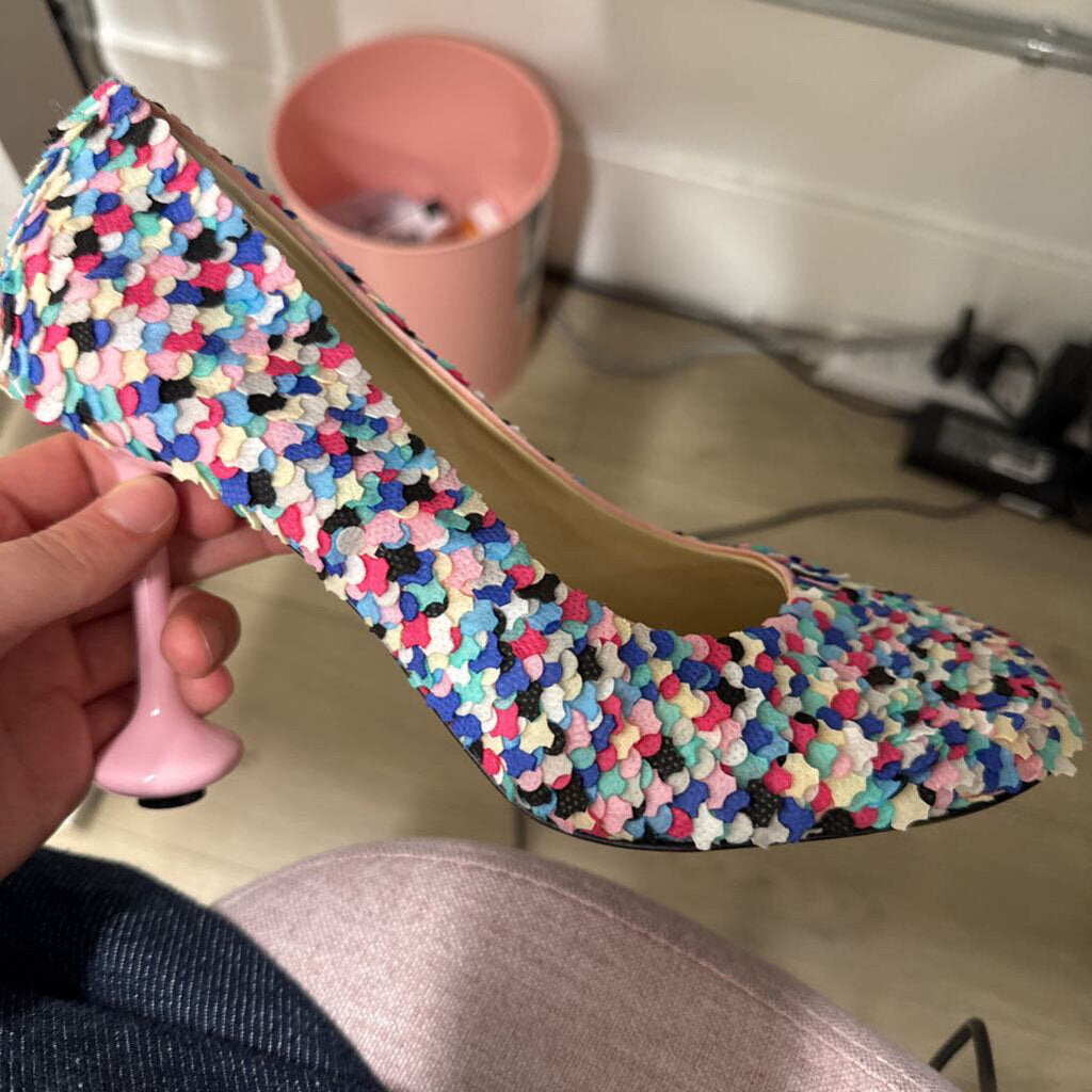 Multicolor Confetti Toy Pump