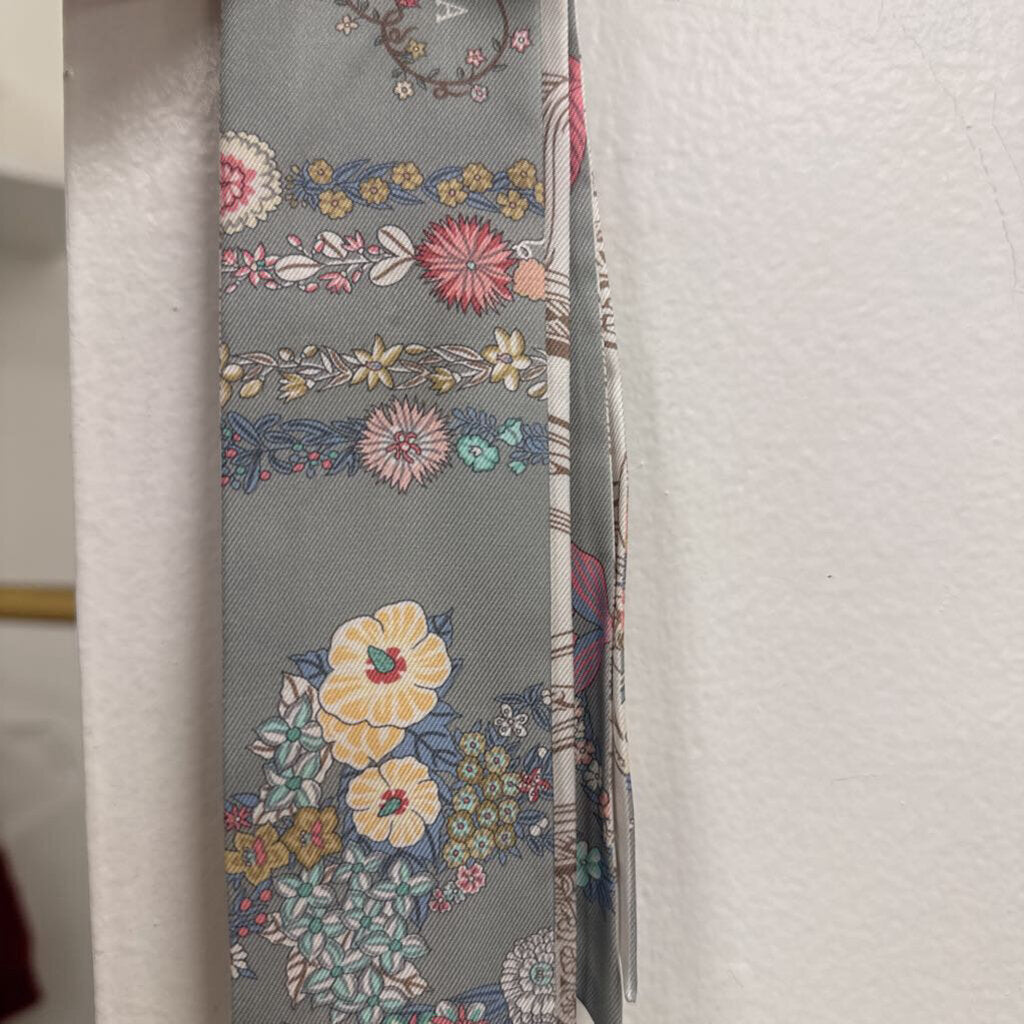 Grey "Brides de Gala en Fleurs" Twilly
