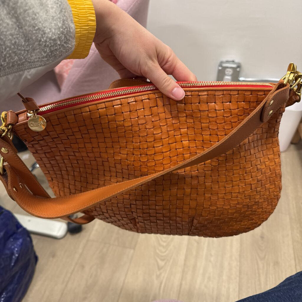 Natural Woven Moyen Messenger Bag