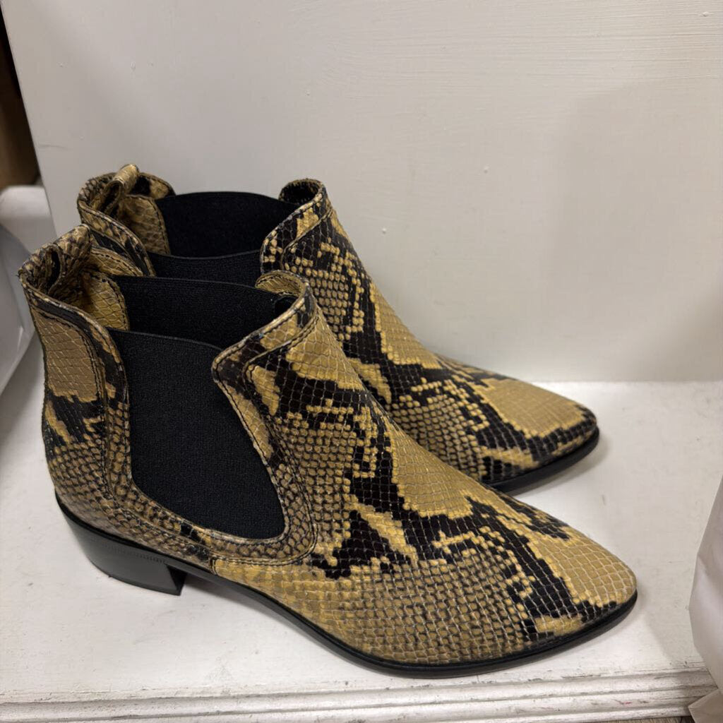 Belstaff Beige & Black Snakeskin Leather Chelsea Boot