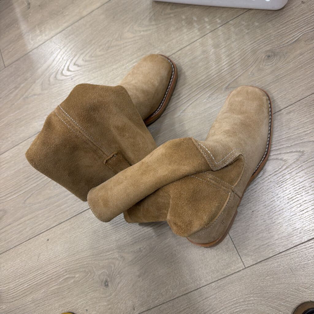 Tan Suede Boot