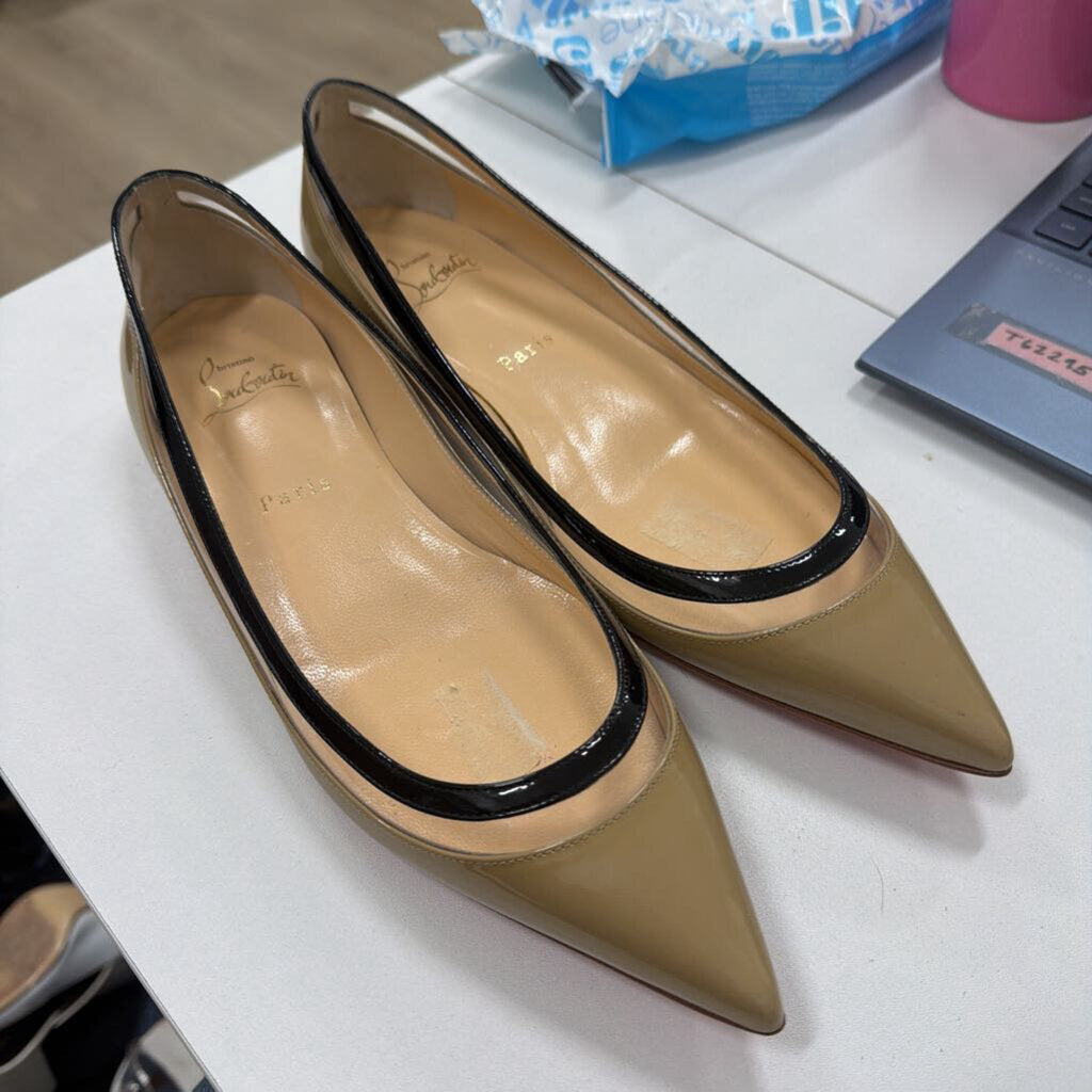 Tan/ Black Patent Leather Point Toe Flats (38.5)