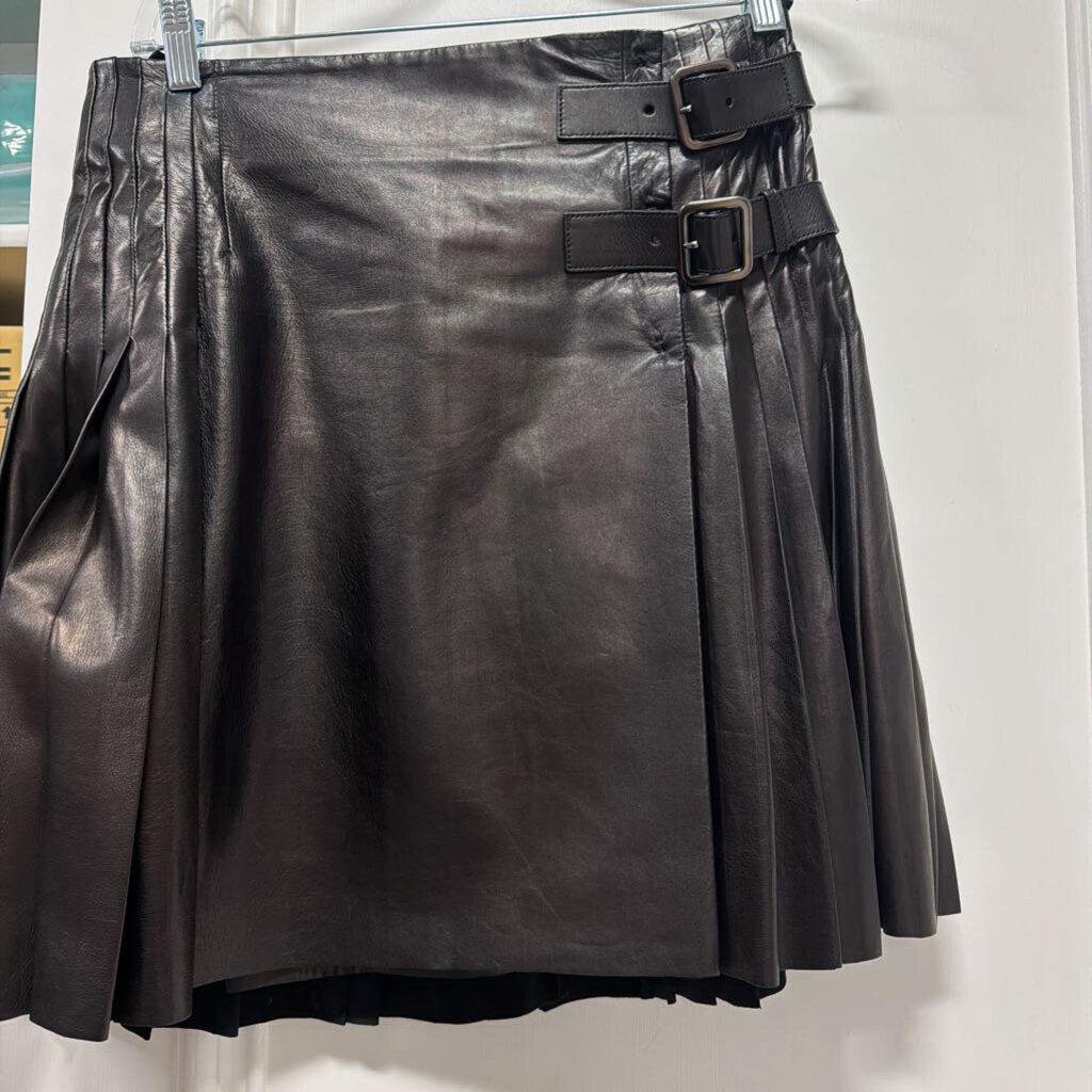 2011 Brown Leather Pleated Mini Skirt