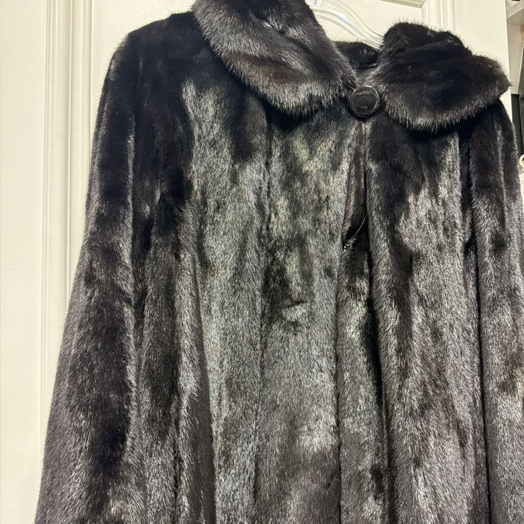 Black Mink Fur Coat (NWT $8600)