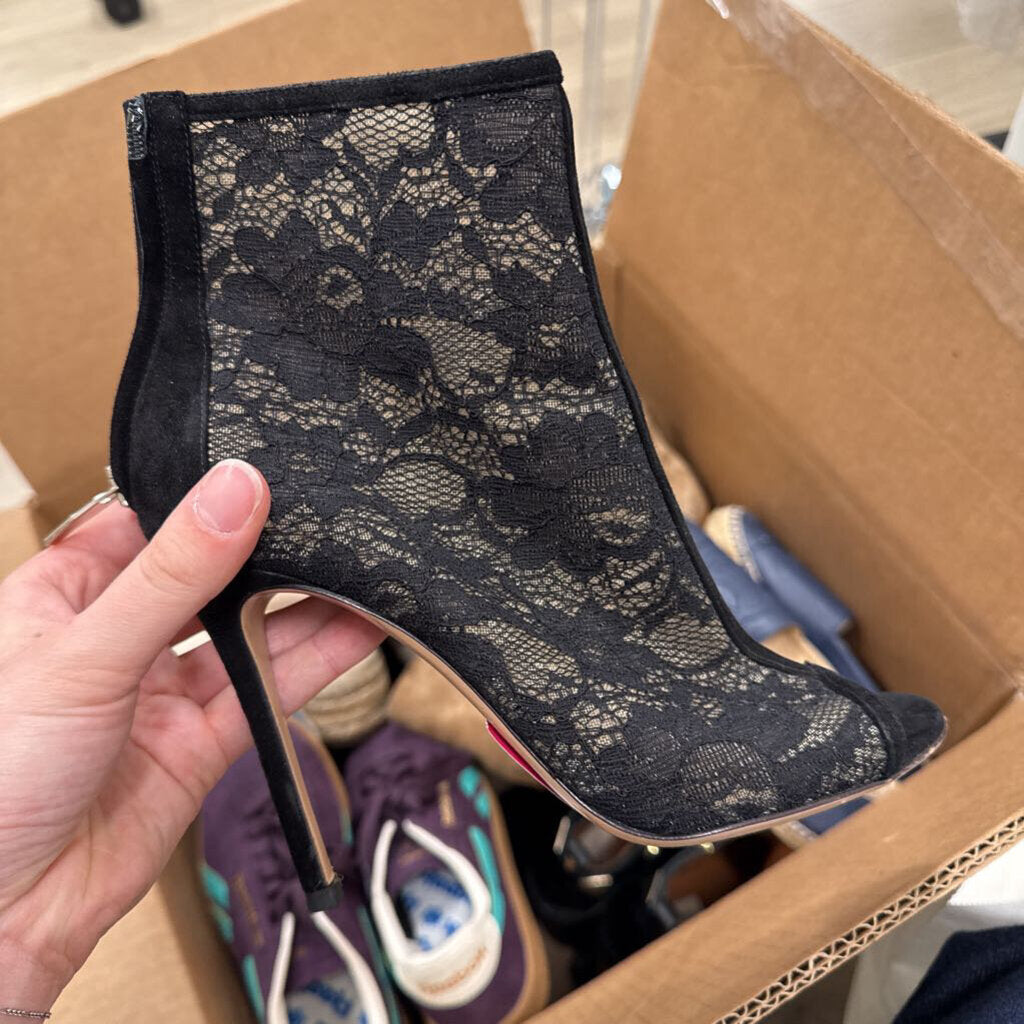 Black Lace Peep Toe Heel
