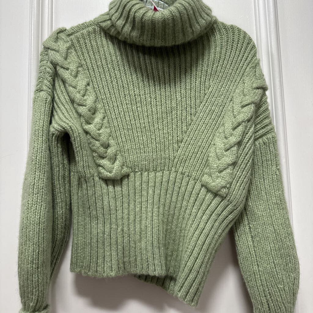 Green Cashmere Turtleneck Sweater