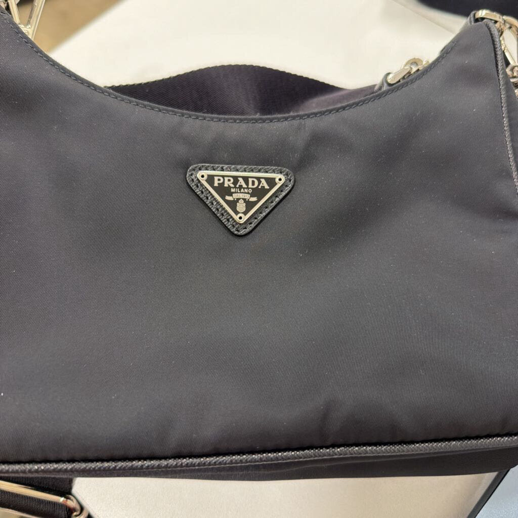 Black Nylon Re-Edition Crossbody