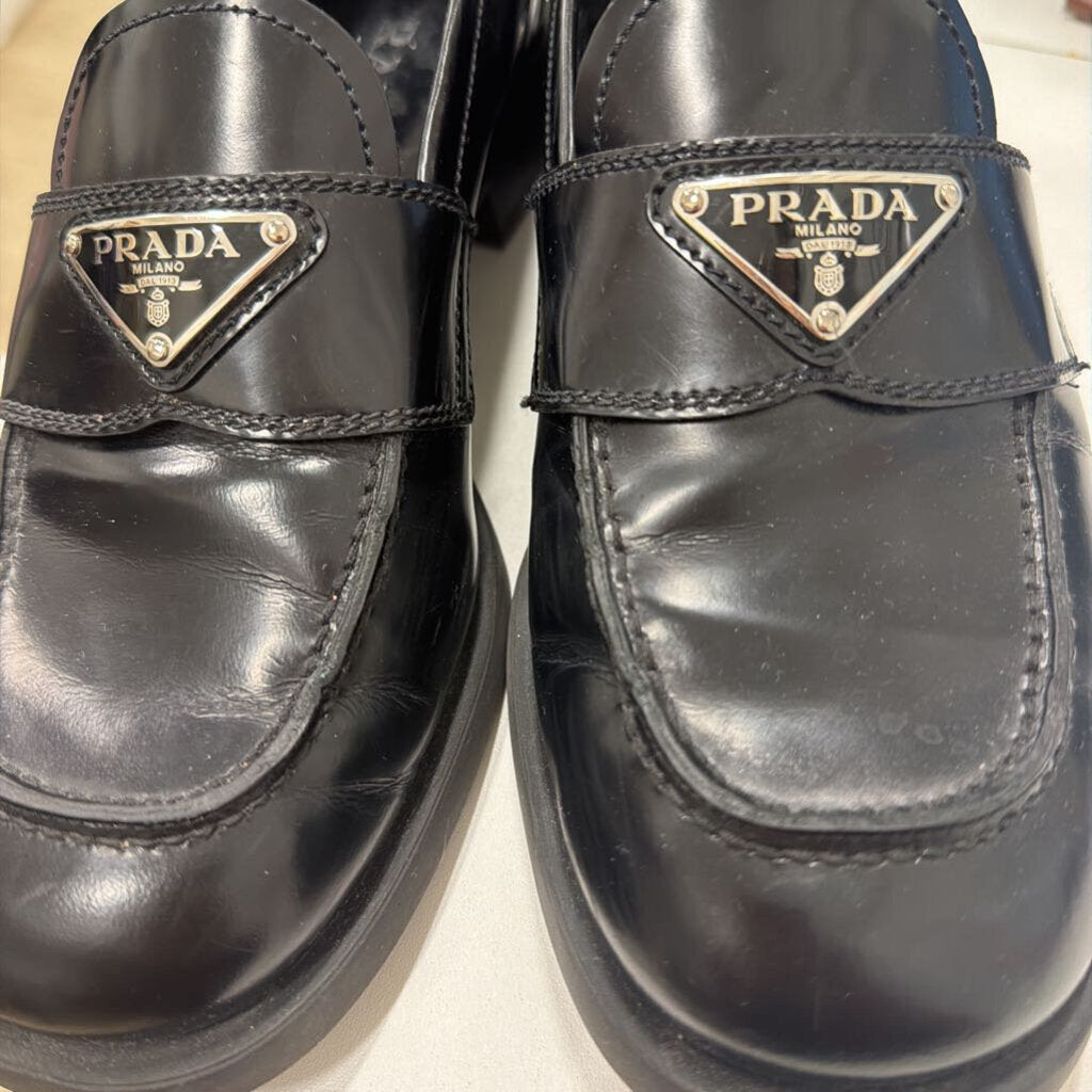 Black Prada Loafer, 38