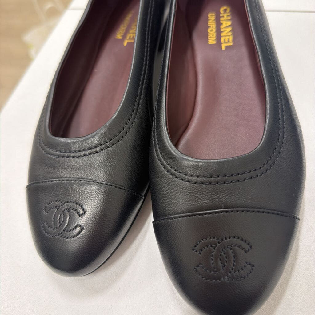 Black Leather CC Flat, 38