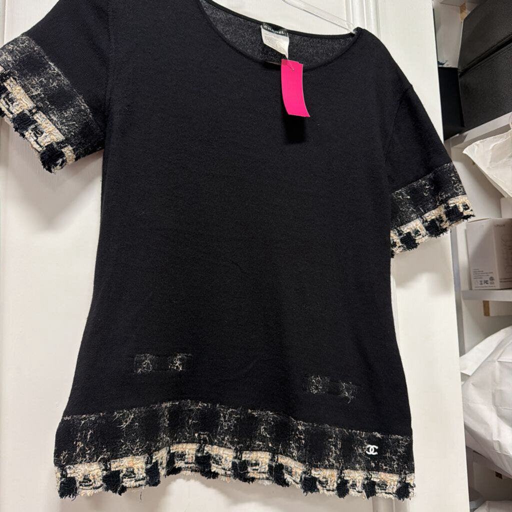 05C Black Cashmere Tweed-Trim Top