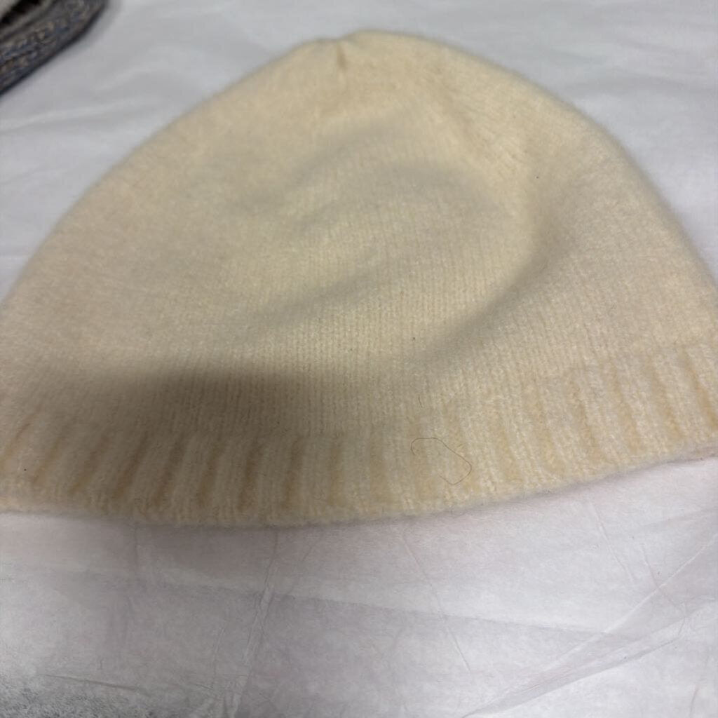 Cream Cashmere Beanie