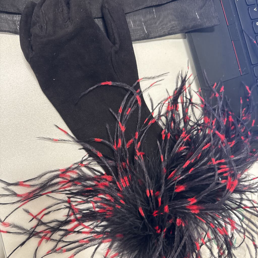La Crasia Vintage Black/Red Feathered Gloves, 7.5