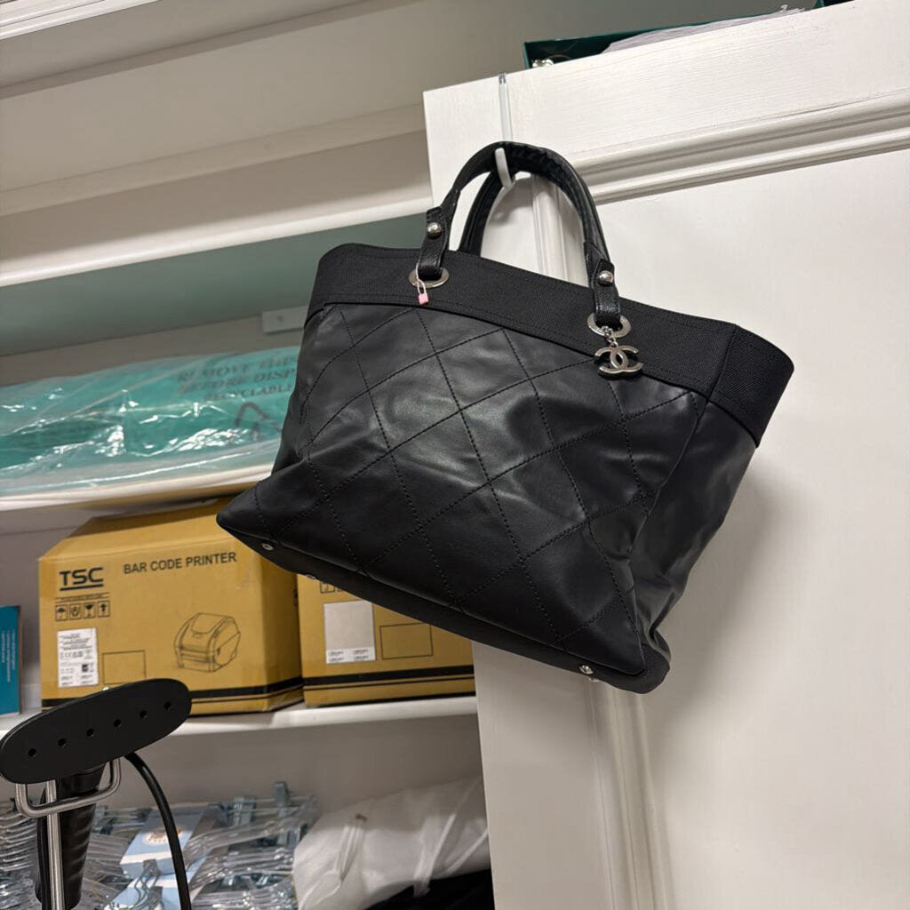 Black Paris-Biarritz Tote