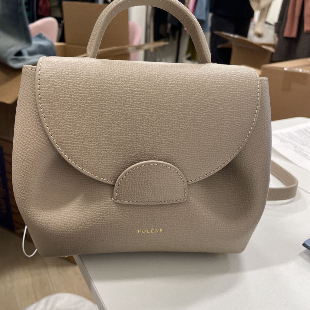 Beige Numero Un Nano Top Handle(470)
