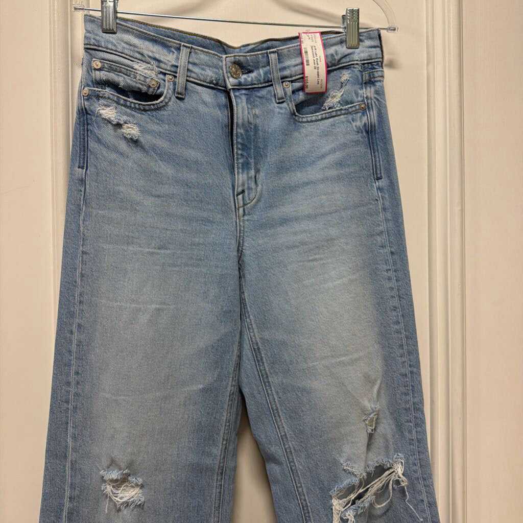 Light Wash Straight Leg Distressed Jean