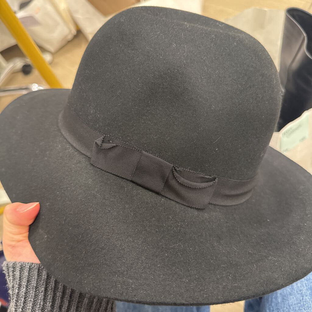 Black Felted Hat (NWT)