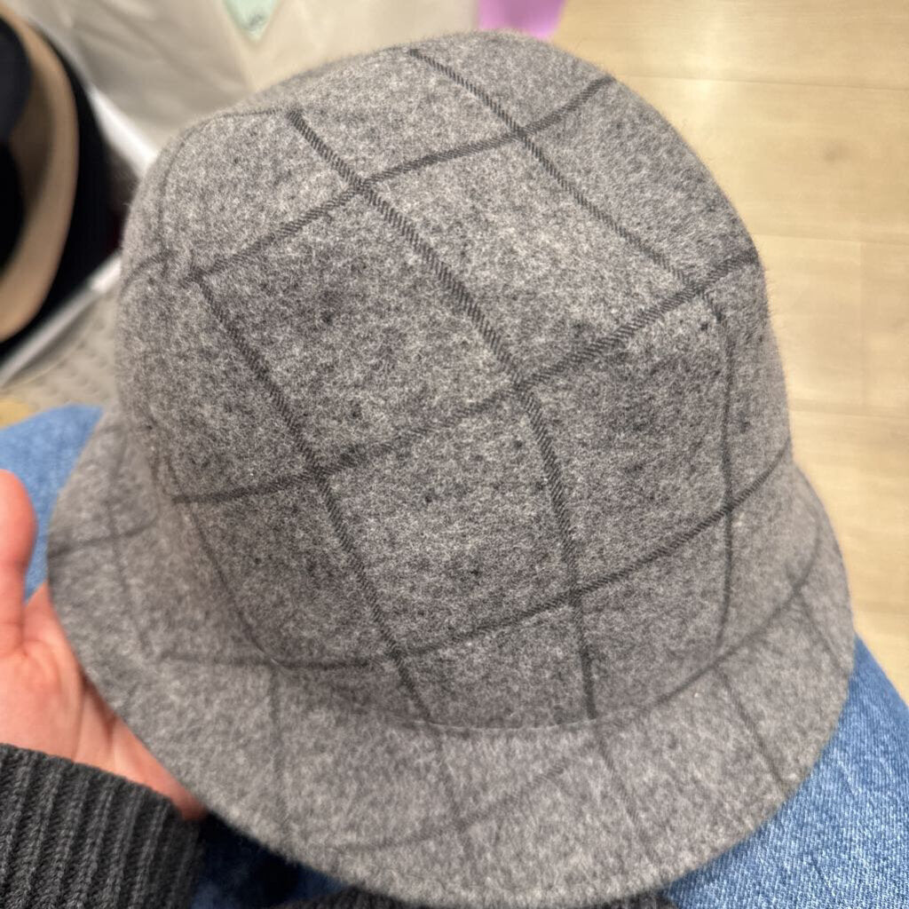 Grey Wool Plaid Felted Hat