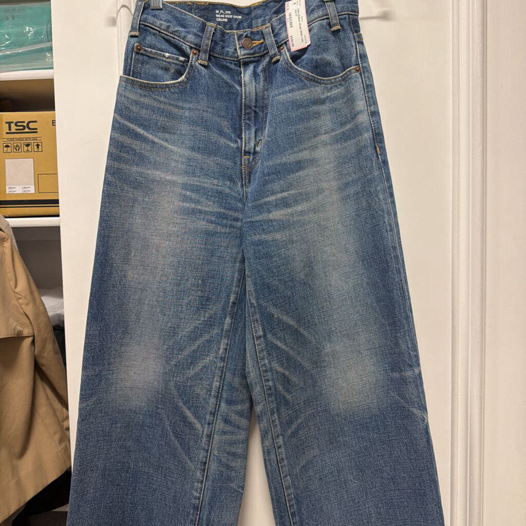 Medium Wash Wide Leg Jean