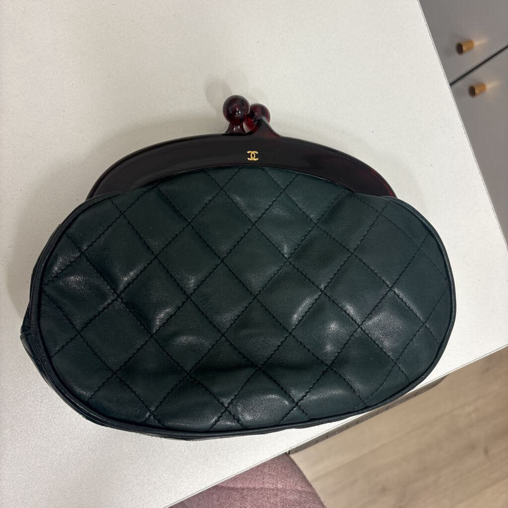 Vintage Green Leather Quilted Kisslock Bag