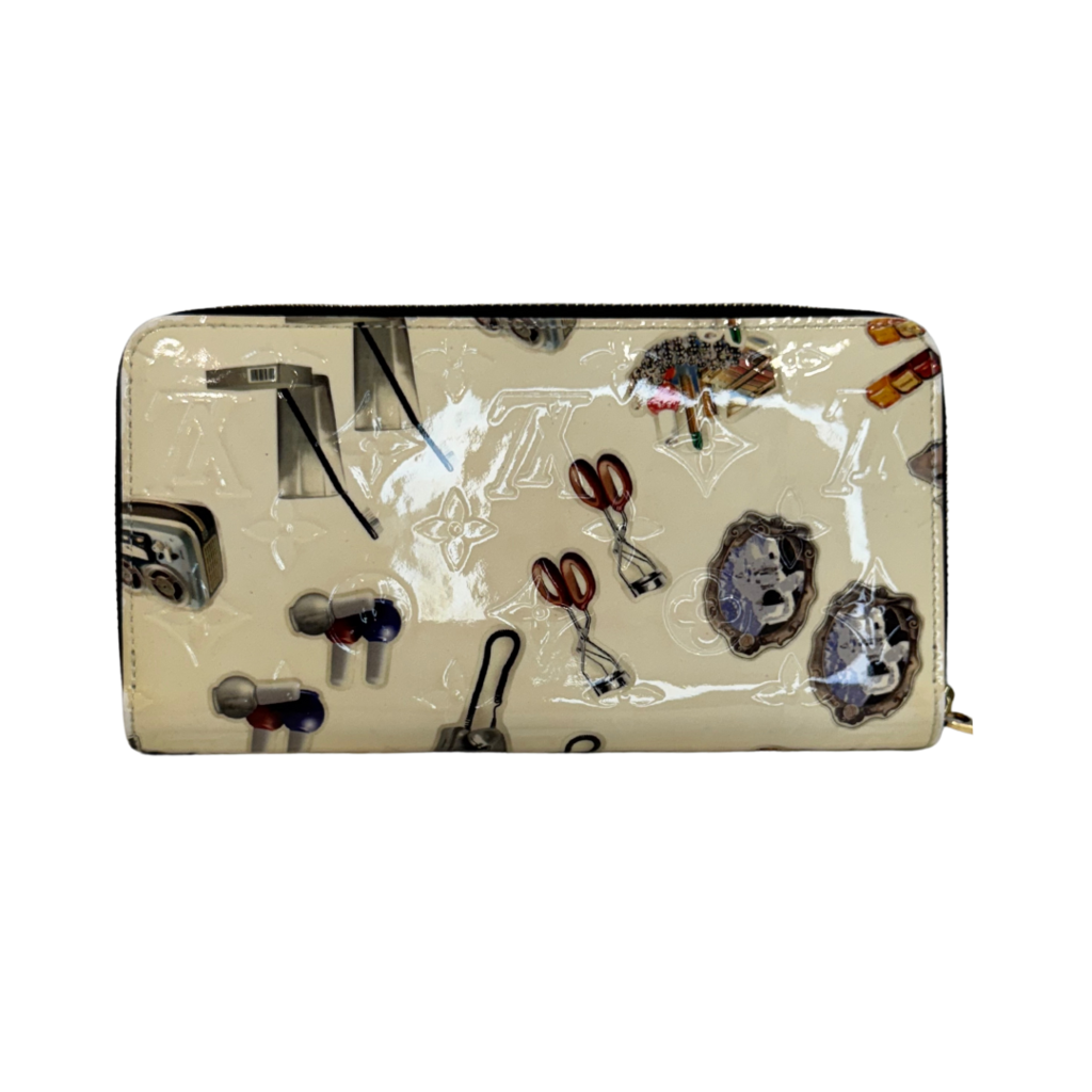 Louis Vuitton Vernis White Zippy Wallet with Cars