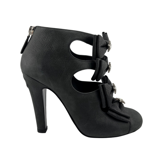 Chanel Black Leather Bow Heels, 35