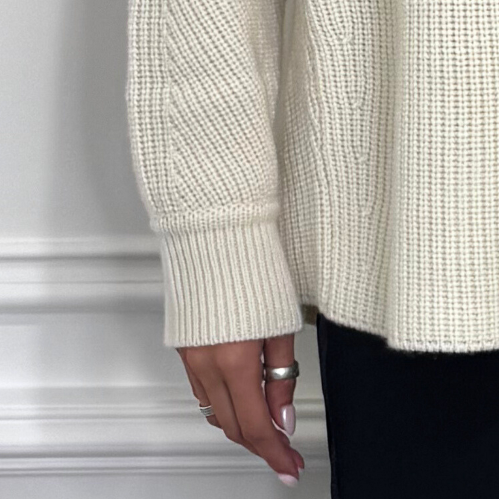 Hermès Cream Cashmere Knit Turtleneck Sweater (NWT), 34