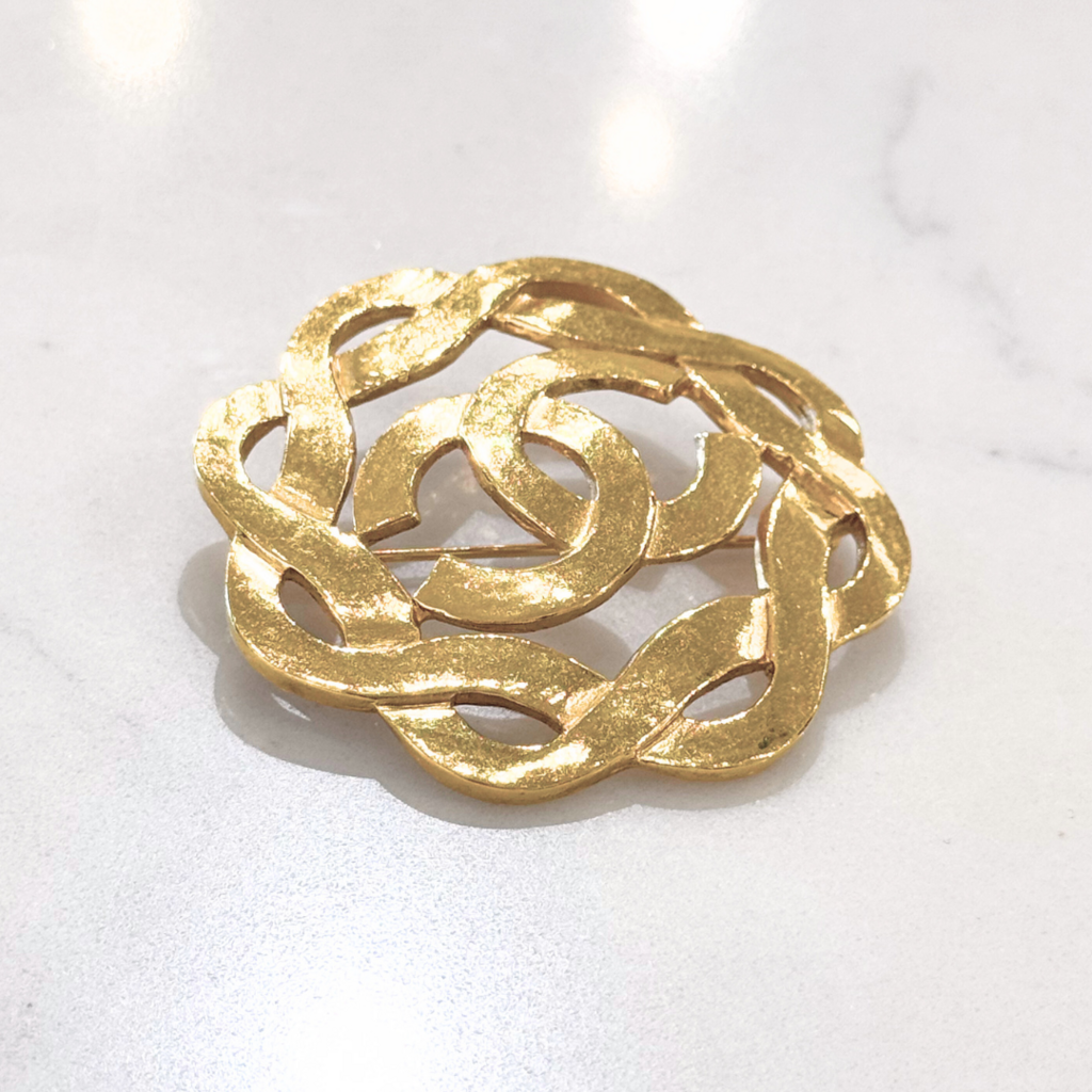 Chanel Gold Tone Wavy CC Brooch (Spring 1997)