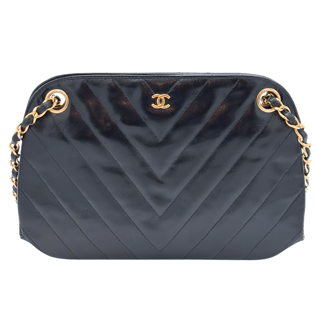 Chanel Black Chevron Kisslock Middle Bag (1989-1991)