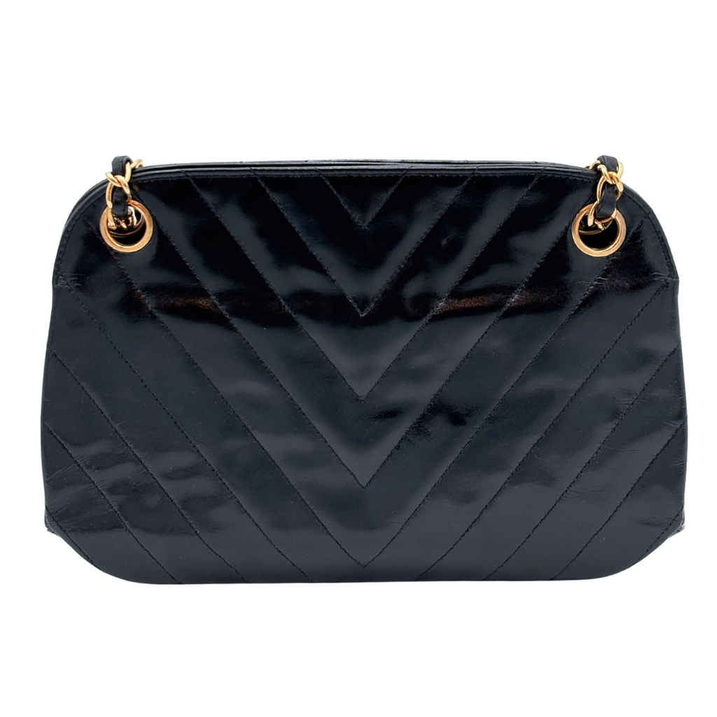 Chanel Black Chevron Kisslock Middle Bag (1989-1991)