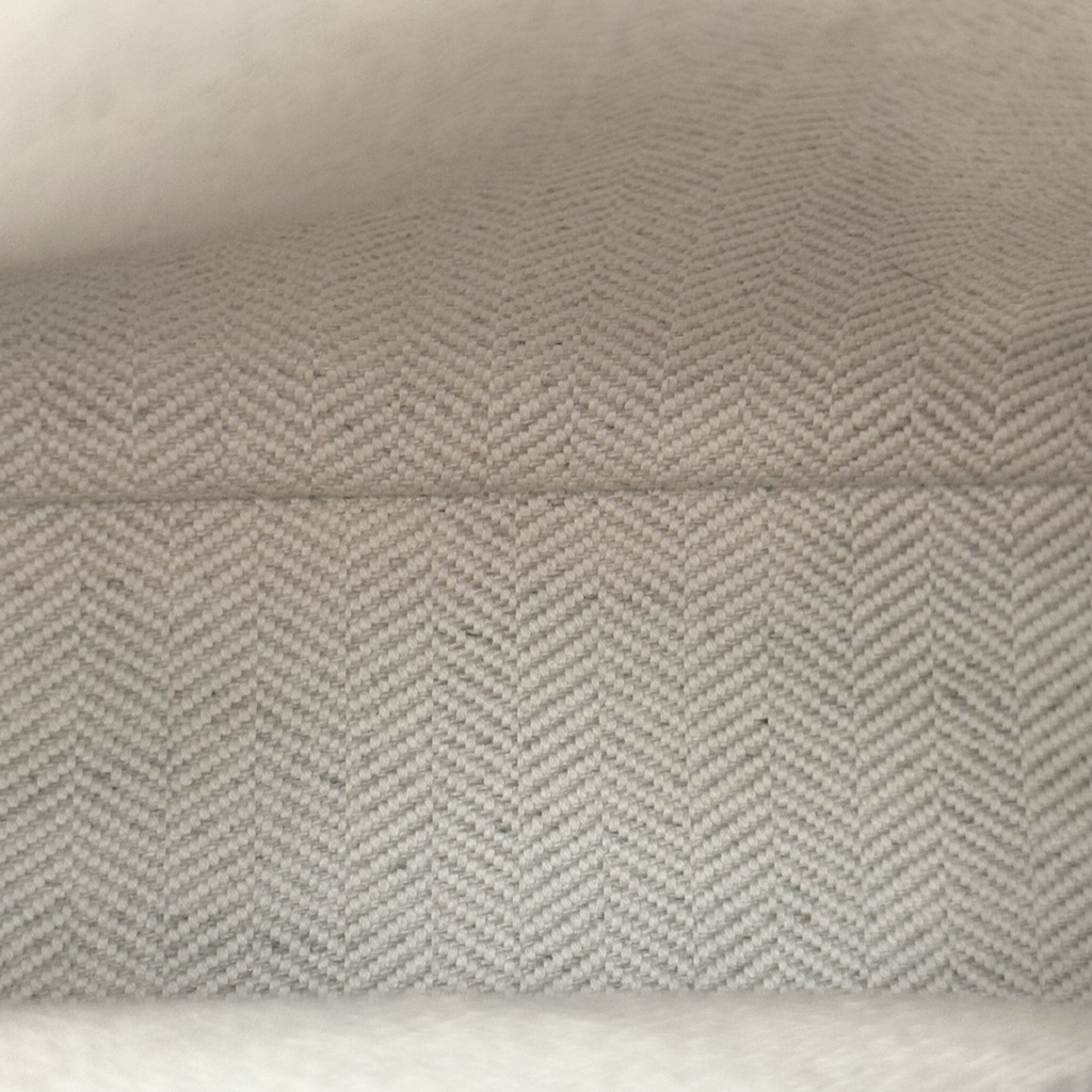 Loewe Small Raspberry Puzzle Bag