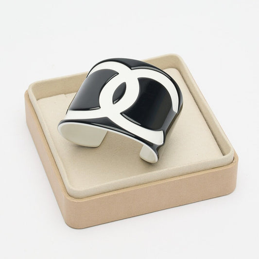 Chanel 2000 Rare Black & White Acyrlic Cuff Bracelet