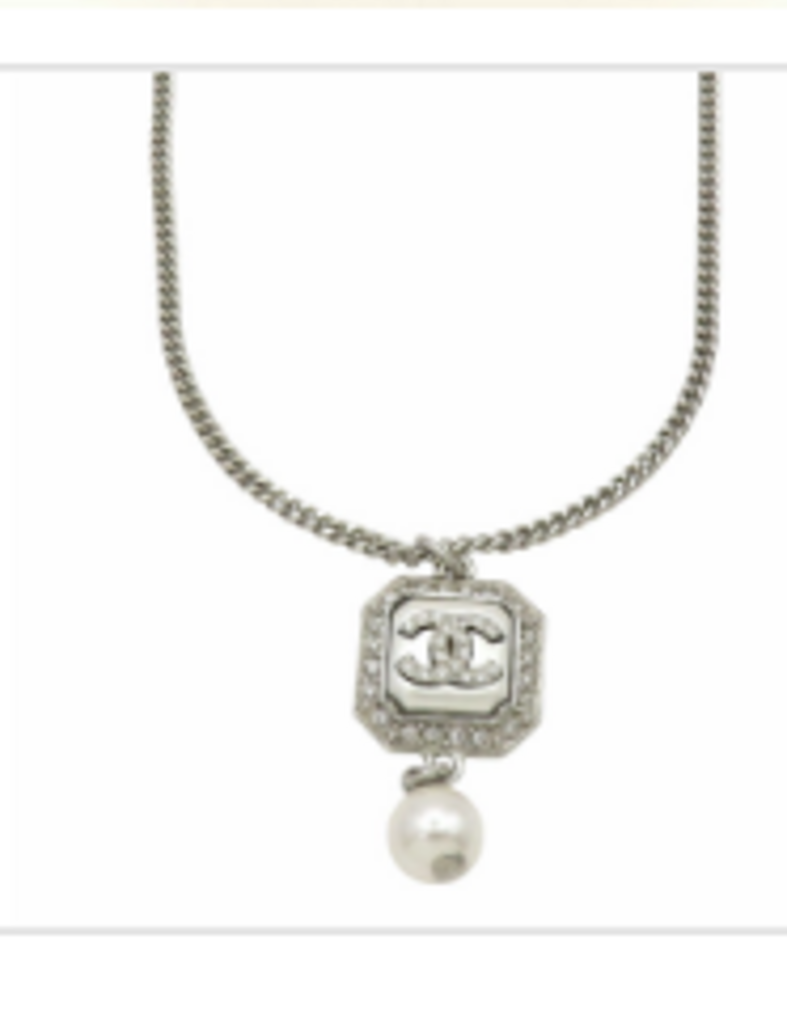 Pearl & Crystal Embellished Emerald Cut Necklace