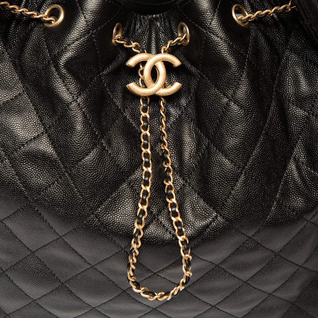 Chanel Black Caviar Medium 25