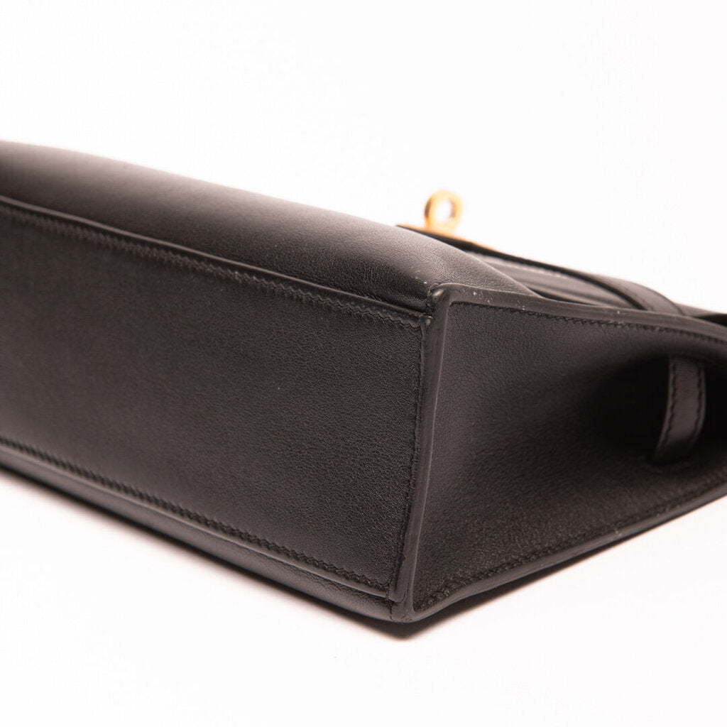 Hermes Black Swift A Stamp Gold Hardware Pochette