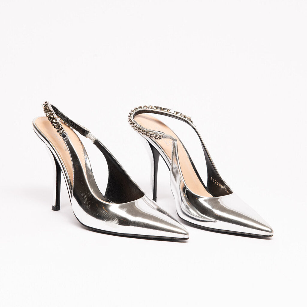 Gucci Silver Leather Slingback Pump