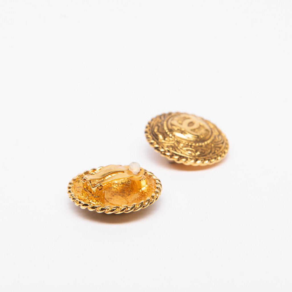 Chanel Gold Circle Coco Vintage Clip Earrings