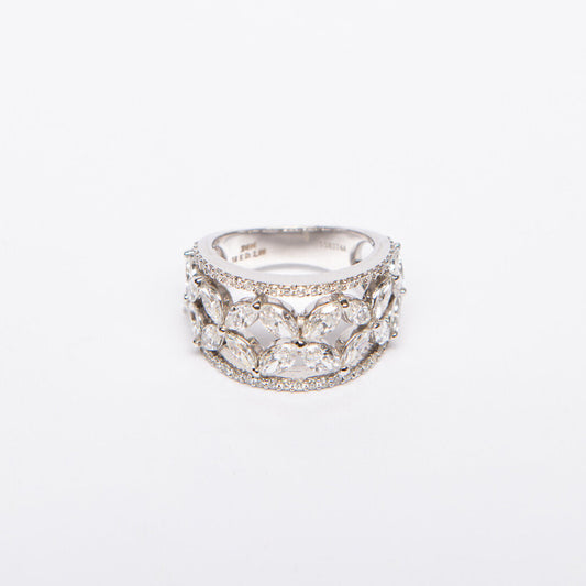 18kw Round Marquise Dia Ring