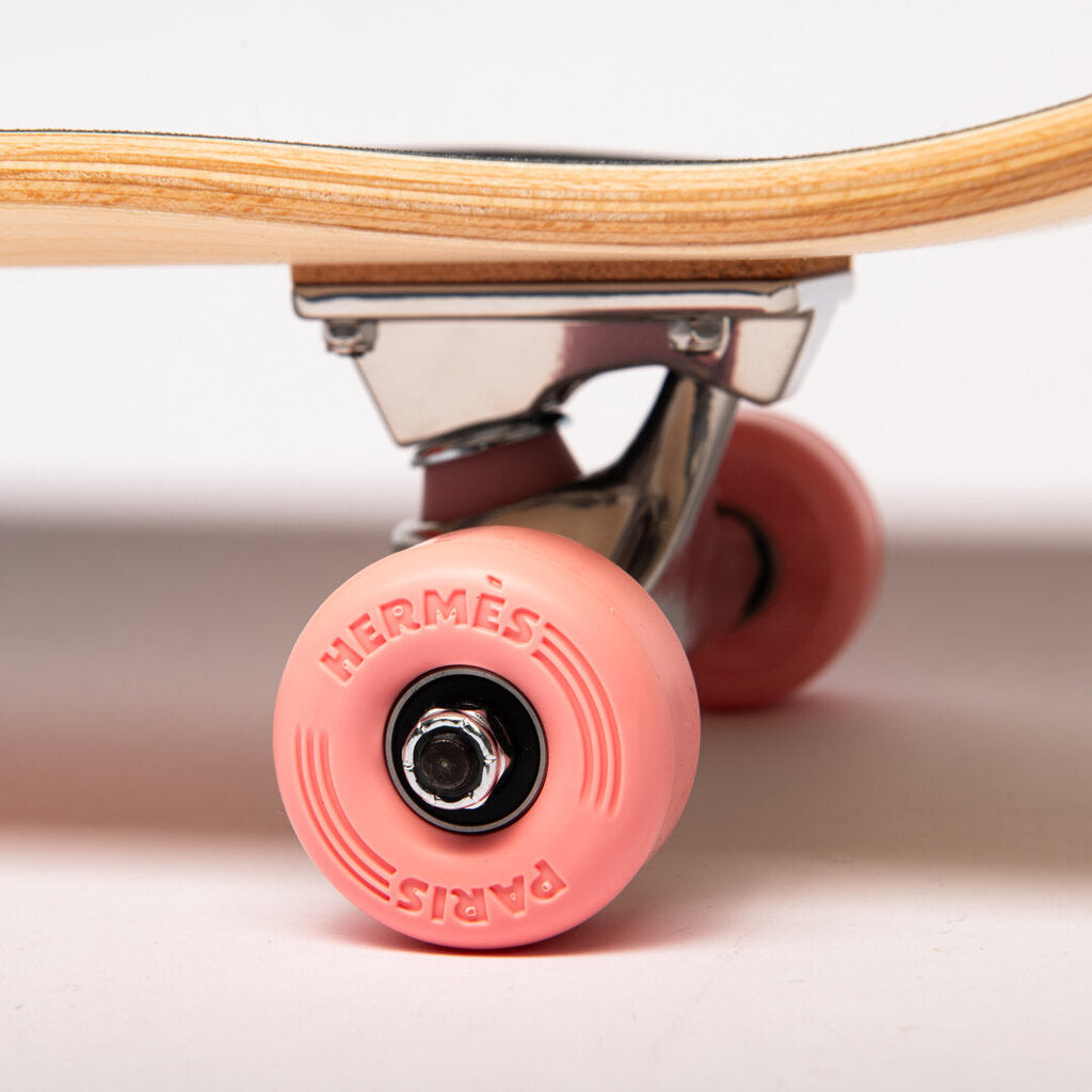 Hermes Skateboard