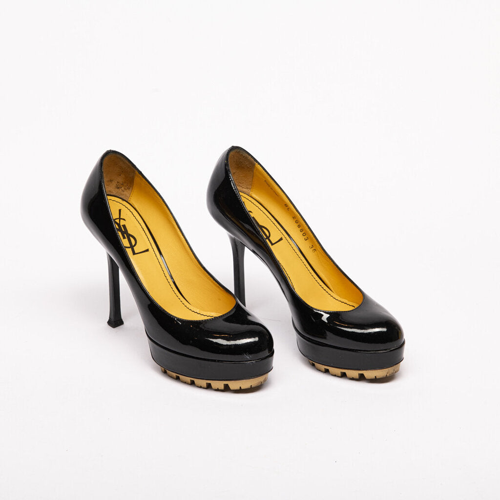 Yves Saint Laurent Black Patent Leather Round Toe Pump
