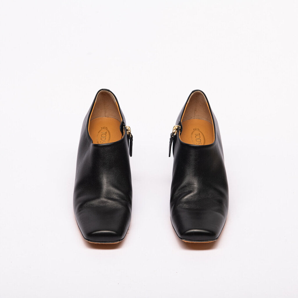 Tod's Black Leather Square Toe Heeled Loafer