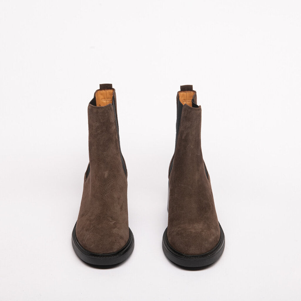 Tod's Brown Suede Boots