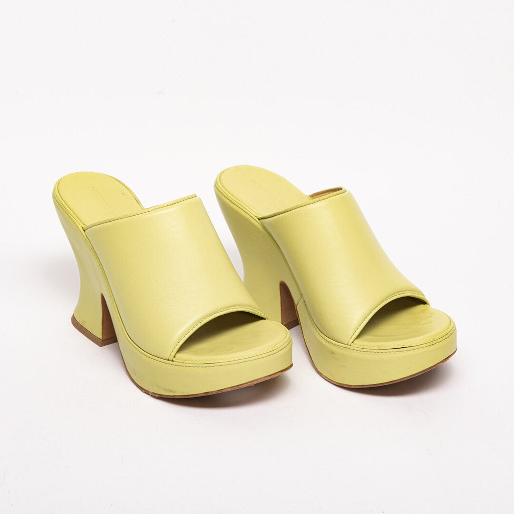 Bottega Veneta Yellow Leather Clog Mules