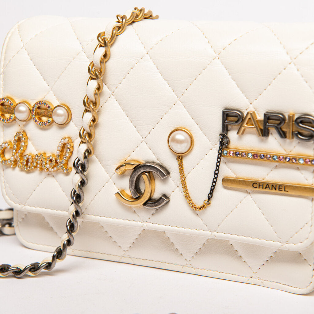 Chanel White Cruise 22 Coco Clips WOC