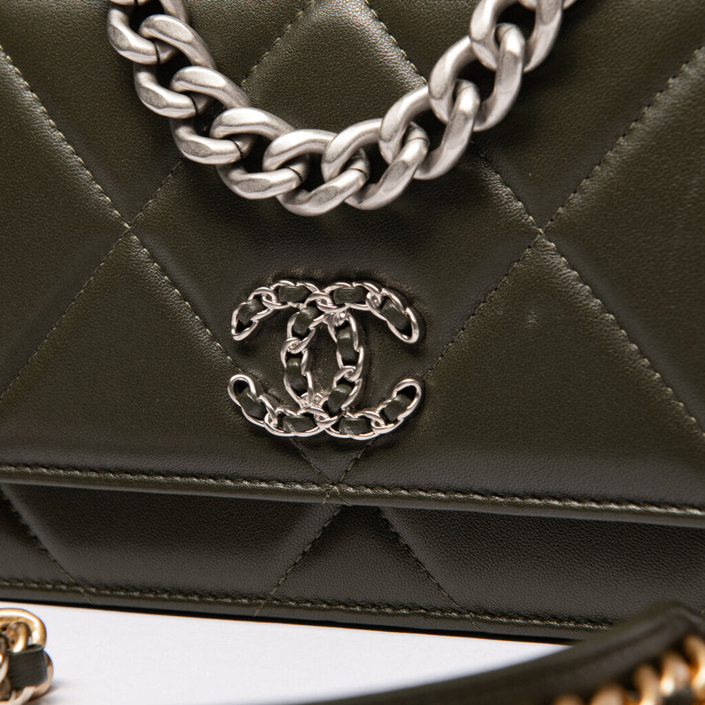Chanel Chipped Olive Green Silver Hardware 19 WOC